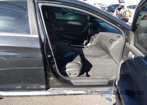 2016 Hyundai Sonata Limited 2.0T z USA, uszkodzony, nr VIN 5NPE34AB7GH415575